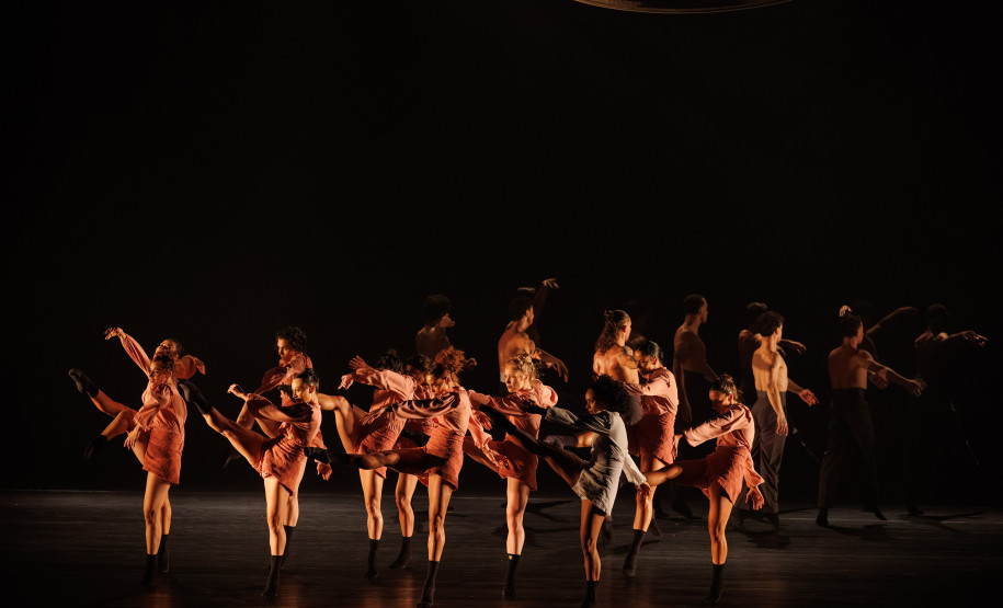 Tempo de Movimento: Balé Teatro Guaíra apresenta espetáculo gratuito em Maringá