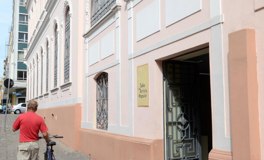 Fachada da Sala do Artista Popular