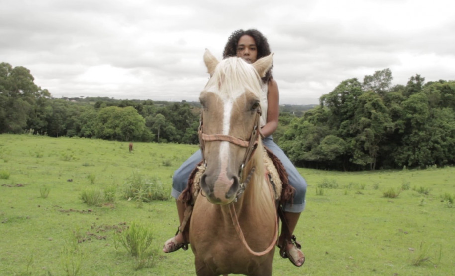 Ferradura O curta-metragem "Ferradura" integra a mostra de curtas da Unespar.