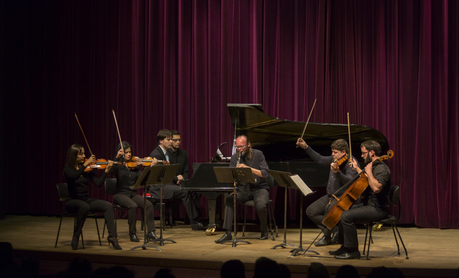 Série Música de Câmara está de volta à Orquestra Sinfônica do Paraná em 2019 Série Música de Câmara está de volta à Orquestra Sinfônica do Paraná em 2019.