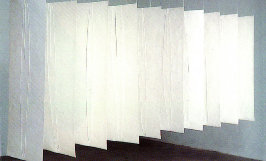 Exposição reúne obras de artistas mulheres do acervo do MAC-PR.