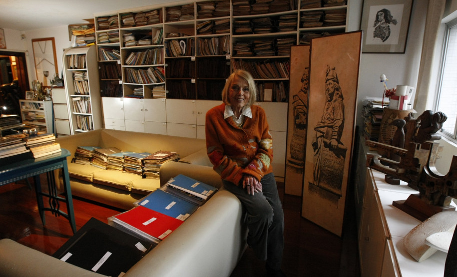 Mostra sobre Adalice Araújo no hall da SECC fica em cartaz até 28 de junho.