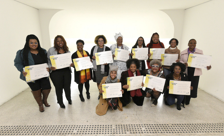 30 mulheres negras foram homenageadas na abertura da programação do Movimenta Preta.